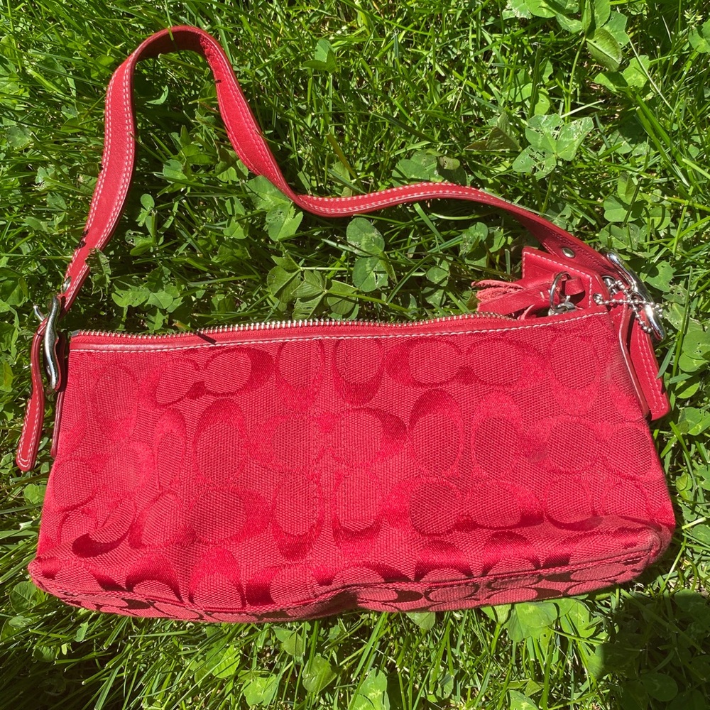 Red Vintage Coach small shoulder bag